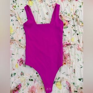 Good American Fuchsia Sculpting Tank Bodysuit